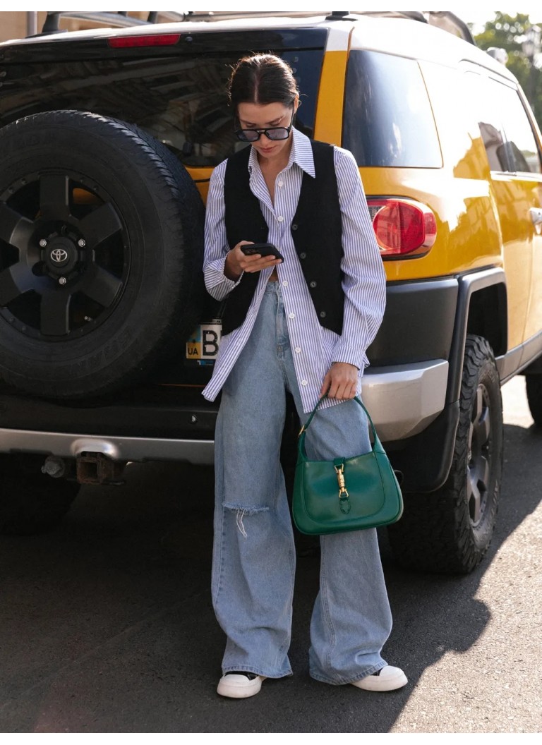 Wide leg jeans with slit at knee Wide leg jeans with slit at knee