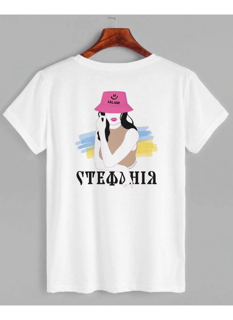 Бавовняна біла футболка. Бавовняна біла футболка.