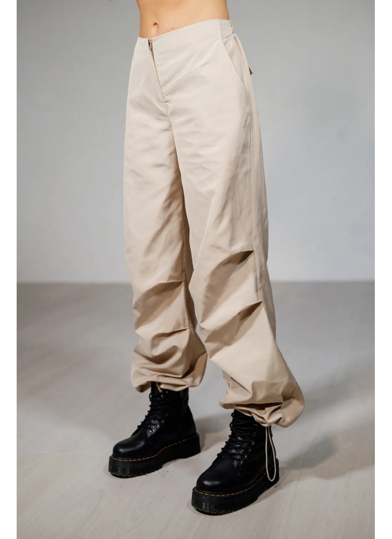 Oversize штани-карго в кольорі беж Oversize штани-карго в кольорі беж