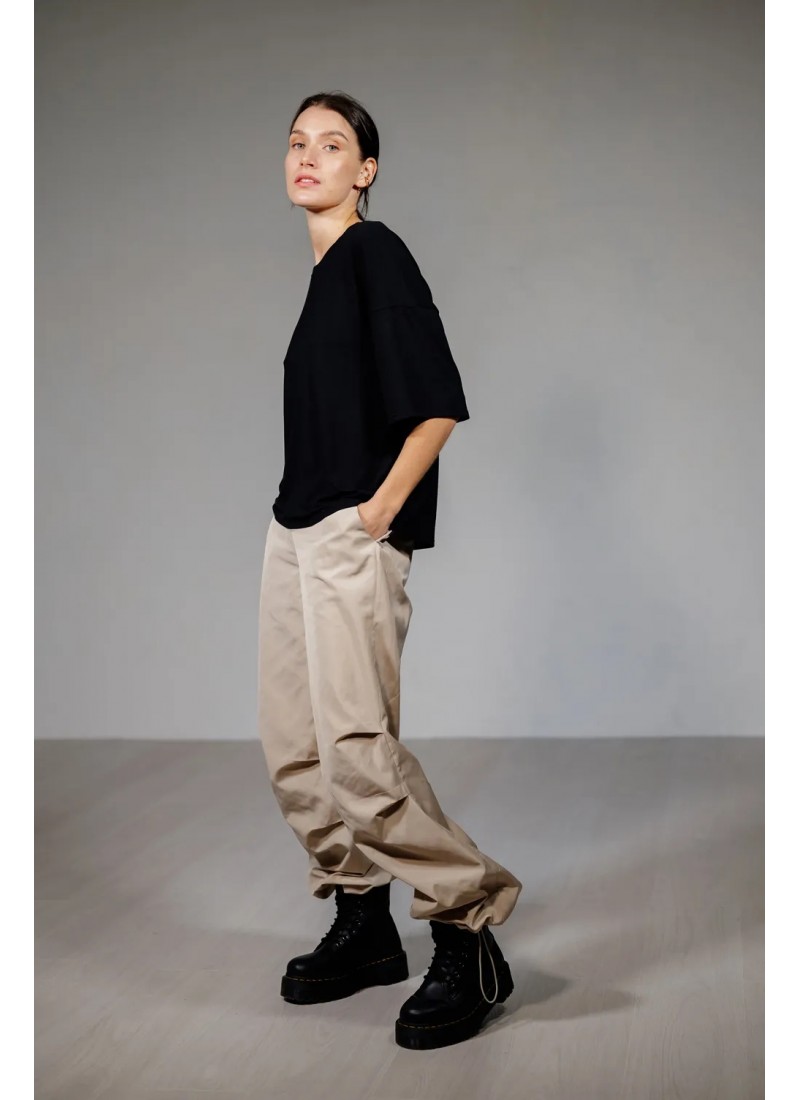 Oversize штани-карго в кольорі беж Oversize штани-карго в кольорі беж