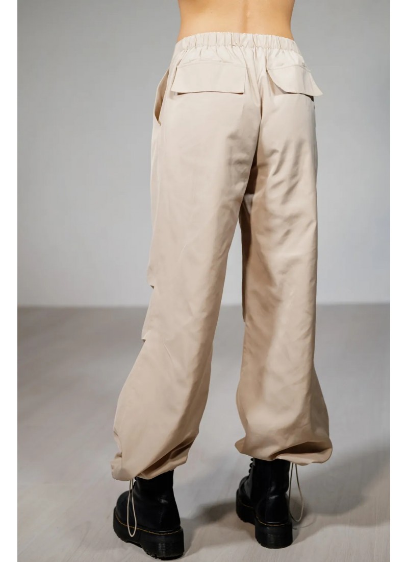Oversize штани-карго в кольорі беж Oversize штани-карго в кольорі беж