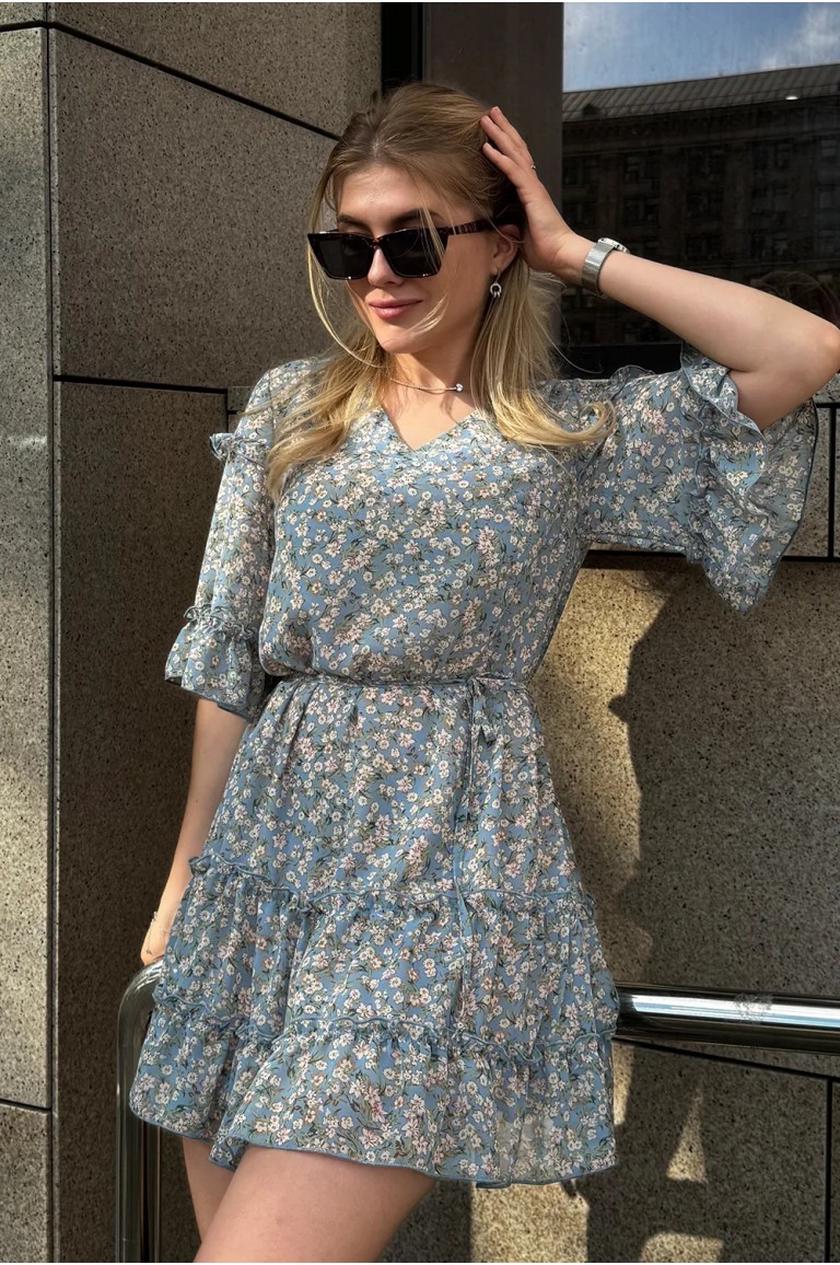 Блакитна шифонова сукня